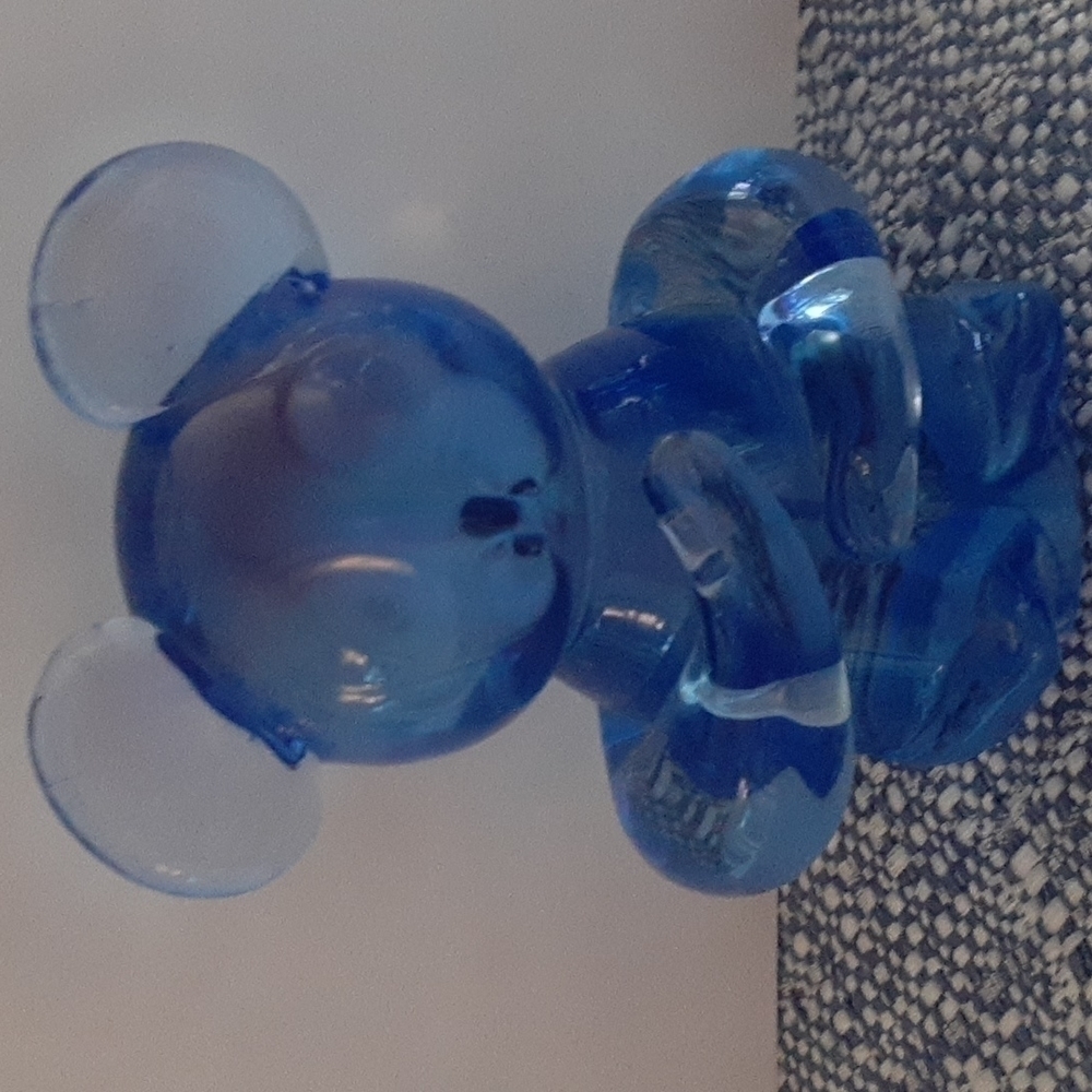 US Commemorative Fine Art Gallery Blue Koala Bear Figurine. 3.5" by 2.5".